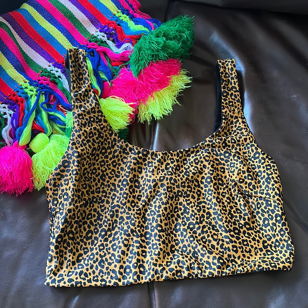 Reversible Leopard Print / Black Tankini Top